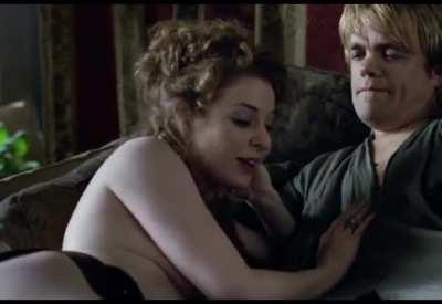 Esme bianco and her juicy body in game of thrones (birthday girl)