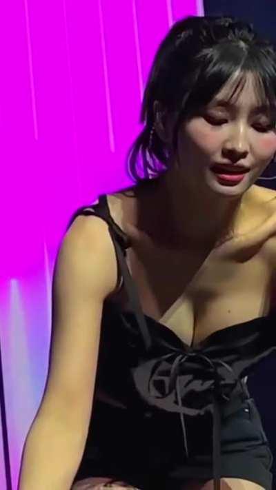 Momo cleav