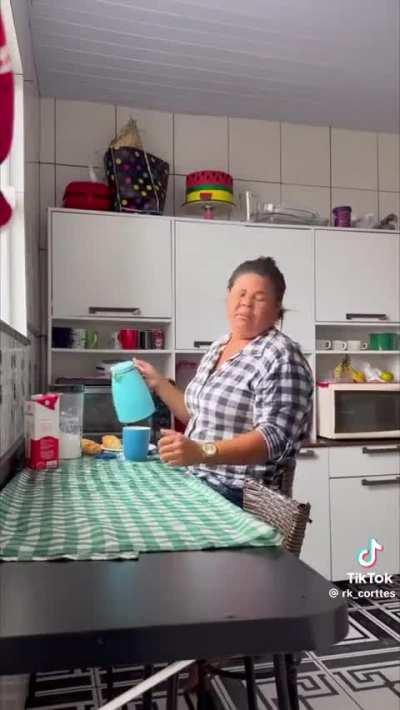 Brazilian tik tok guy throws water at his mom that was about to go out just to annoy her