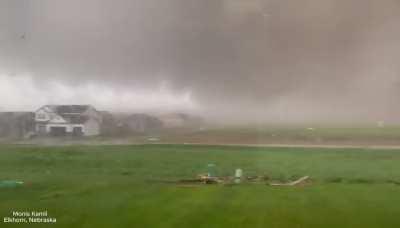 Unbelievable closeup footage of the Elkhorn, NE tornado 4/26/24