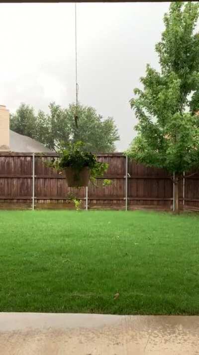 Rain and thunder out of nowhere in Texas