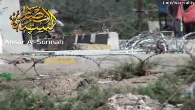 Jamaat ansar al sunnah sniper takes out iraqi soldier at checkpoint