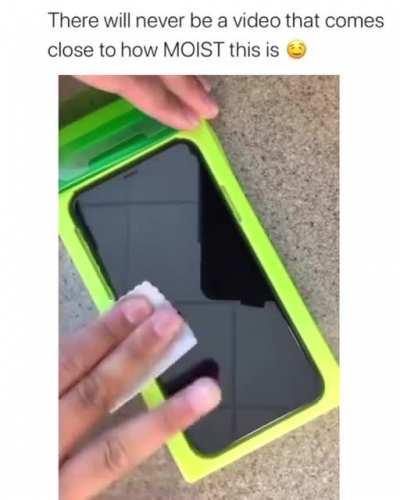 Satisfying screen protector application