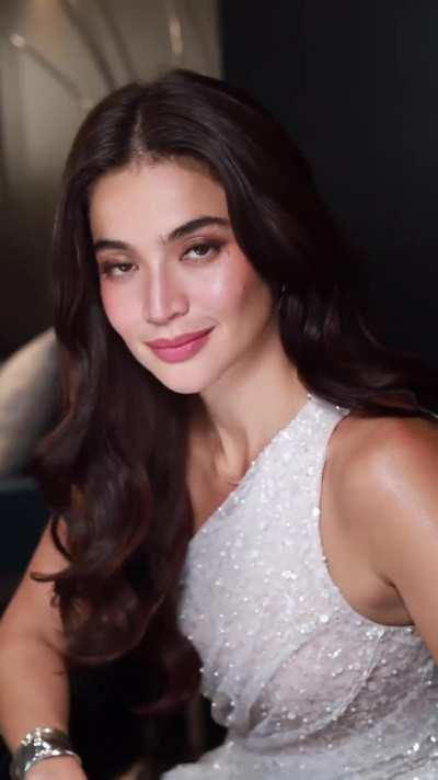 Anne Curtis