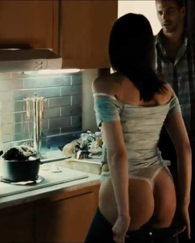 Vera Farmiga from the Conjuring movies has a nice ass