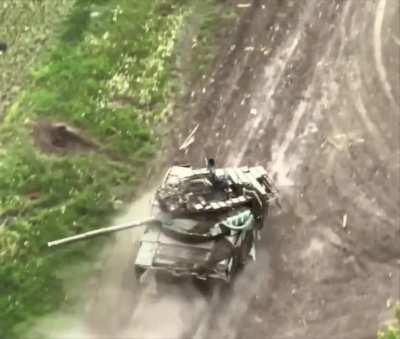T-90 survives two FPV hits