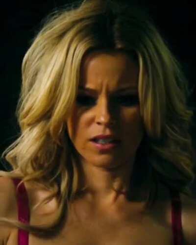 Elizabeth Banks in Walk of Shame