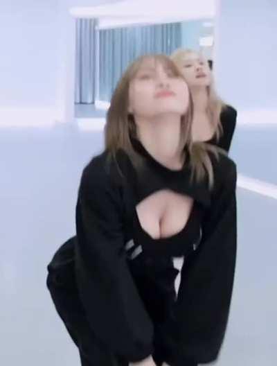 Momo 🍈🍈