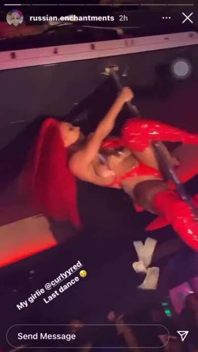 Pole Twerk and Nip Slip from her retirement party🤧