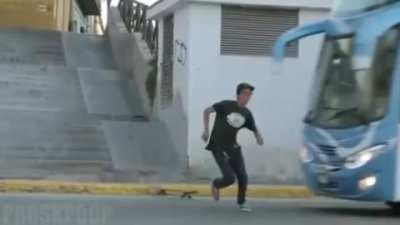 Eu segurei os meus skate pois não queria demonstrar os meus skate