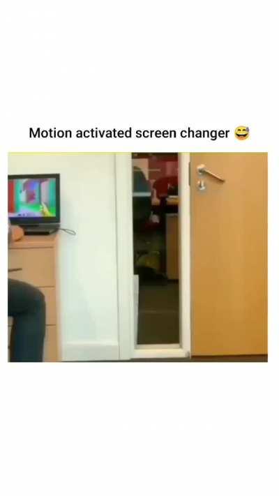 Automatic Screen Changer when motion detected