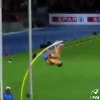 Perfect form and helluva Pole Vault