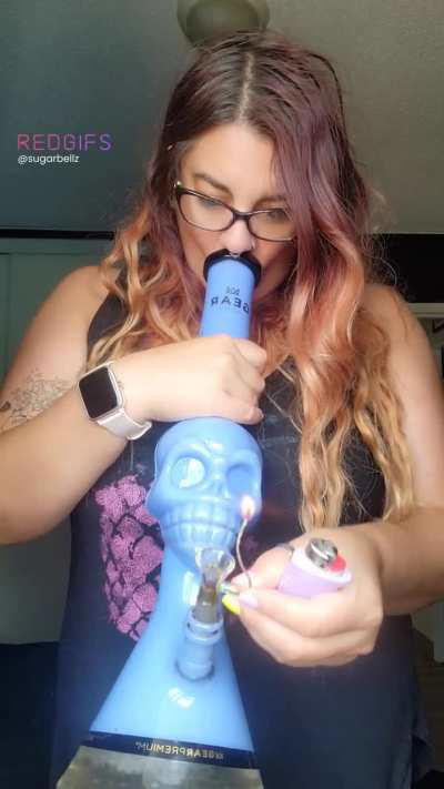 Smiley, bubbly and fun IG @sugar_bellz420