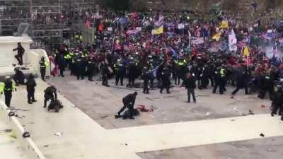 The moments the line broke at Capitol Hill yesterday