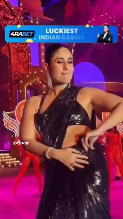 Kareena dancing