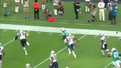 [Highlight] On this day 2 years ago, the Miami Dolphins defeated the New England Patriots on the final play of the game, pulling off the first ever multi-lateral game-winning touchdown in NFL history