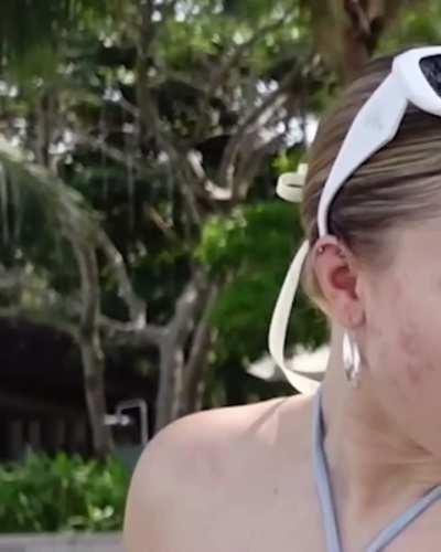 Julia Beautx im Bikini Thailand Urlaub Januar 2024… Vlog von Caramella „they see me rolling…“