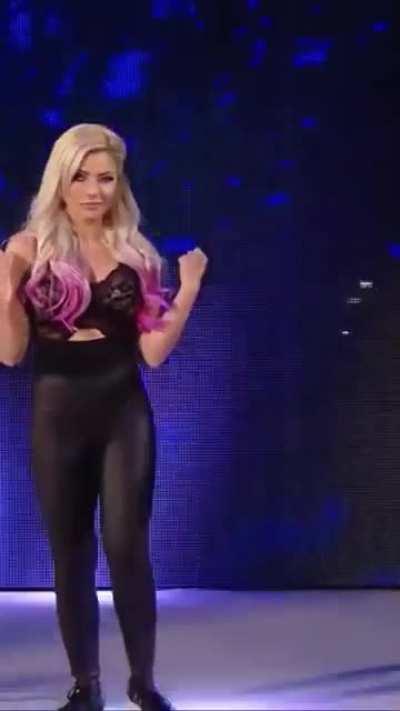 Alexa bliss 😏