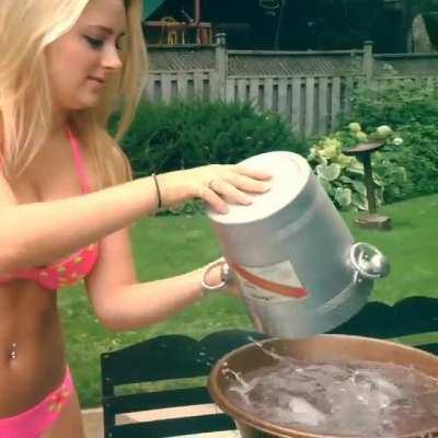 Claire Ice Bucket