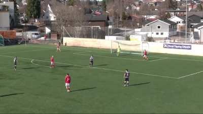 Penalty situation in Norwegian 4th tier football