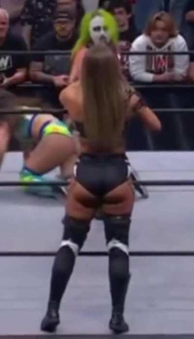 Anna Jay 🍑 (AEW Rampage: 10/27/2023)