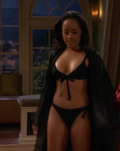 Essence Atkins