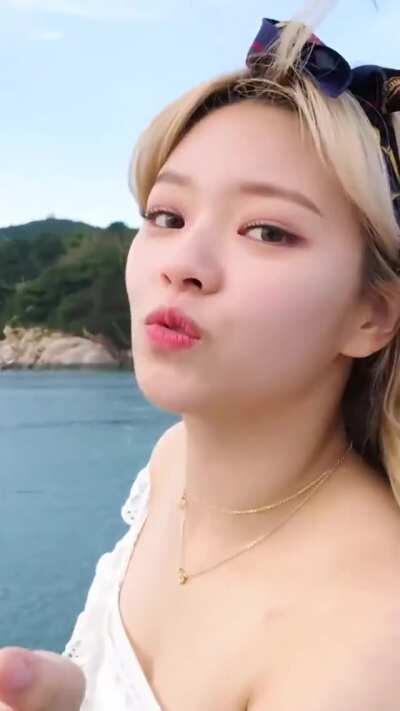 TWICE - Jeongyeon