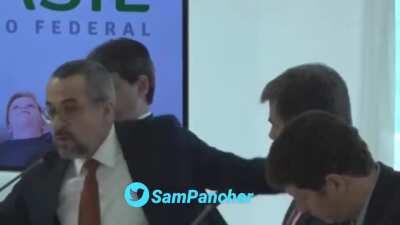 Weintraub falando que botaria os vagabundos na cadeia, &quot;começando no STF&quot;