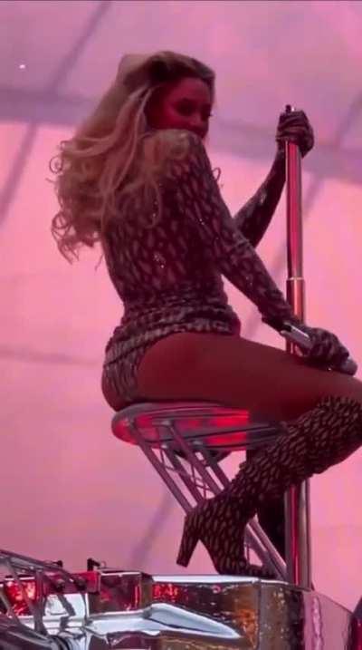 Performing Partition during Renaissance tour (2023)