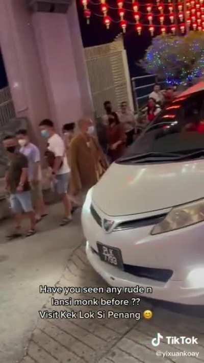 Even monk is pissed with Malaysian driver