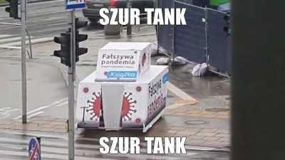 szur tank