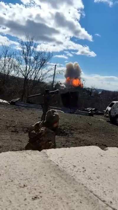 Ukrainian soldier firing a MANPAD. Location and date unknown.