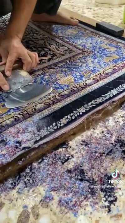 Rug shaving by hand