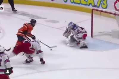 One word to describe Mcdavid and this goal.