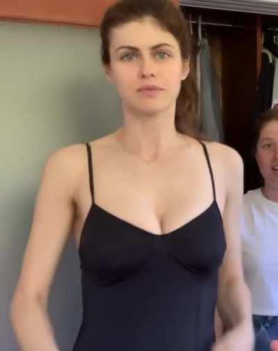 Alexandra Daddario