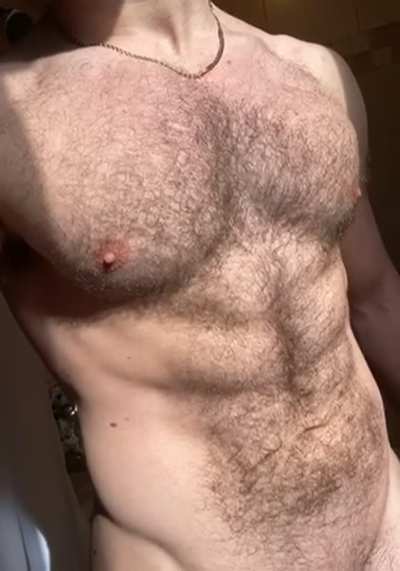 This chest deserves to be worshipped