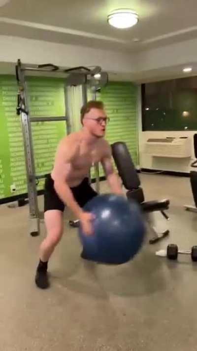 I’m not really into gym workouts. Can someone tell me the name of this tandem exercise?