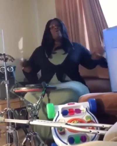 This mom drums using random things in her home