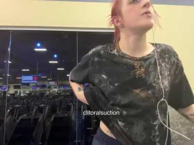 Punk girls love to show off in public