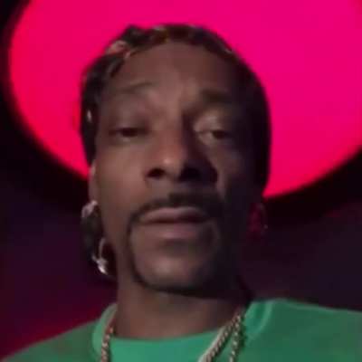 Snoop Dogg has enough of current state of Counter-Strike 2. Message to Gabe Newell.