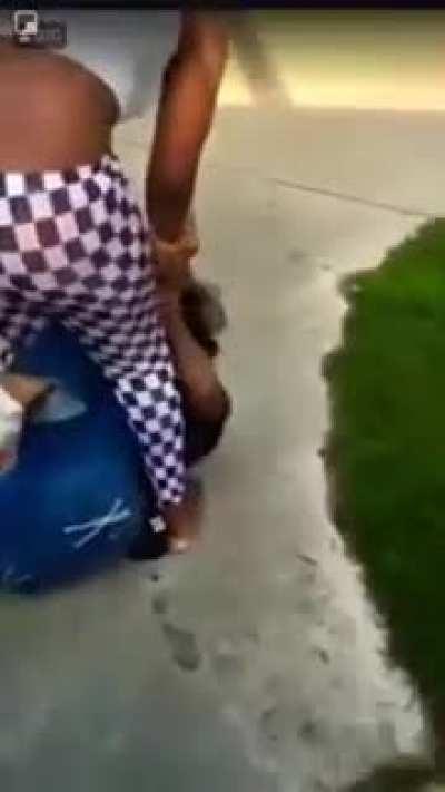 She Came To The Wrong Chicks House And Got Whooped