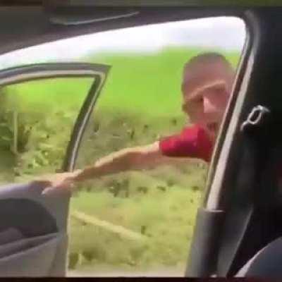 To dance outside a car