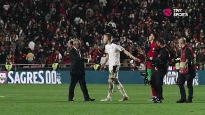 Cristiano's reaction at Santos after Serbia game.