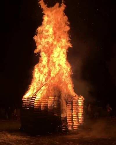 I see your slow-motion snowflakes and raise you a slo-mo bonfire