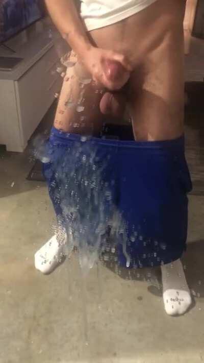 💦💦 Yep, even cumshots are bigger in Texas