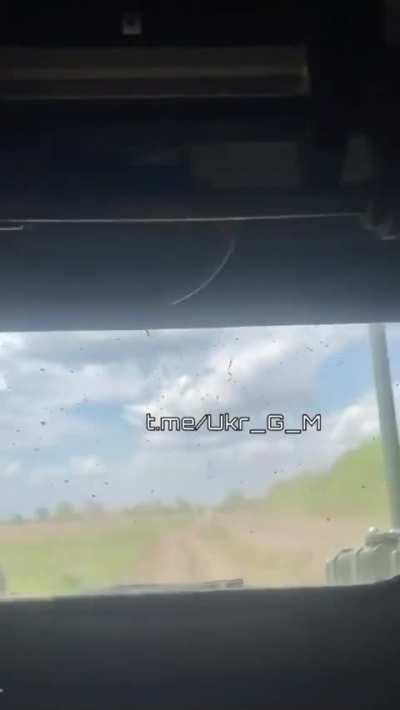 Ukranian APC gets missed by a Russian FPV drone