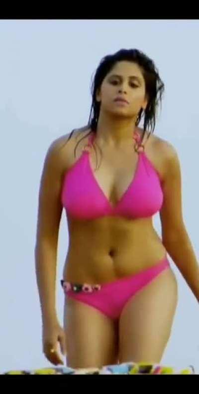 Sai Tamhankar is a hot milf from the Marathi Industry 😍💦