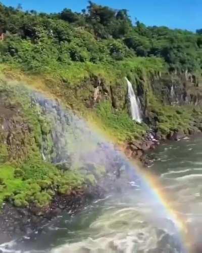 🔥 Iguaçu Falls, in the border of Argentina and Brazil