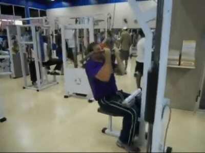 Form Check Request - Lat Pulldowns