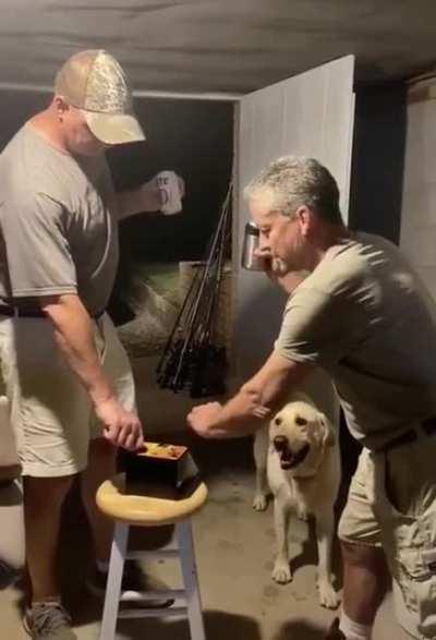 WCGW if you touch a battery.